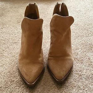 Steven Madden Booties Size 5